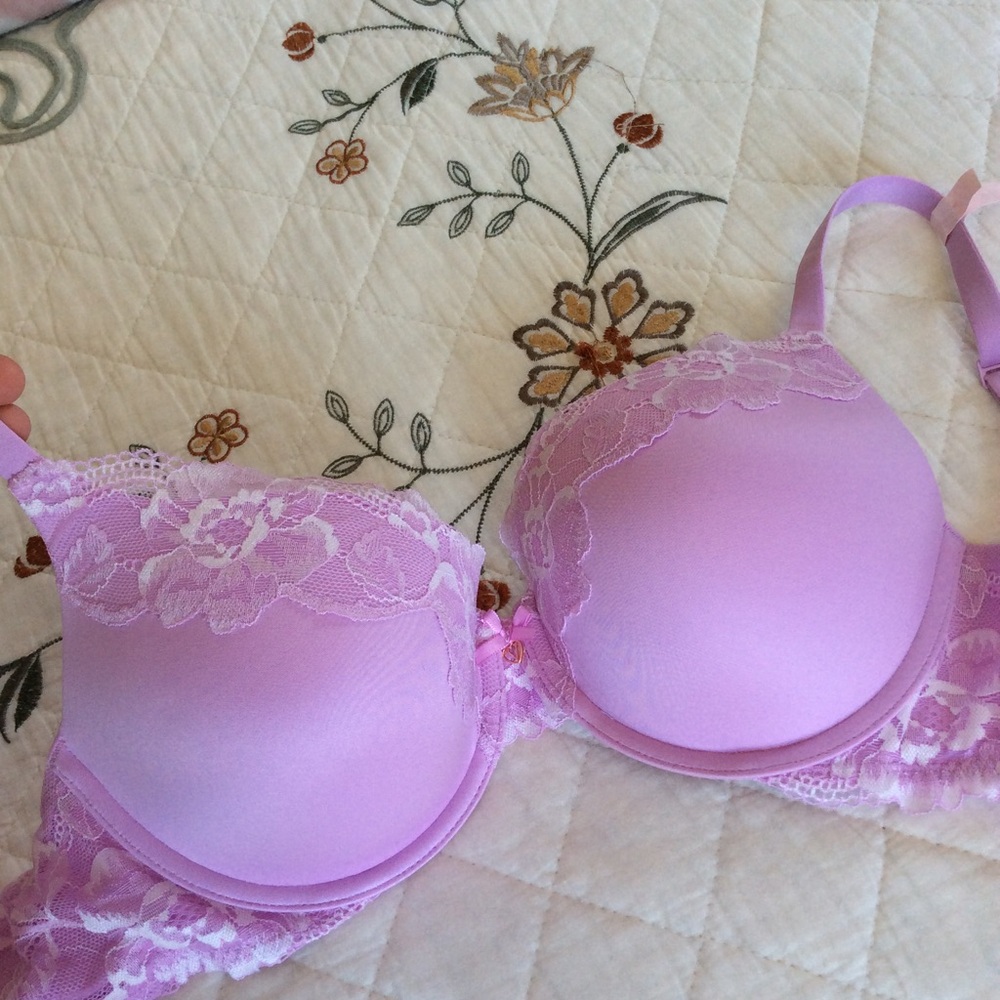 Victoria’s Secret bra